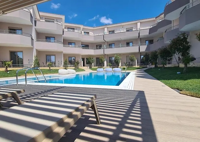 Aria Garden ניקיטי