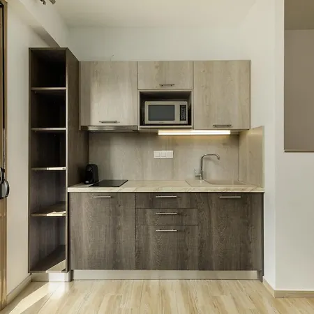 Aria Garden Apartment